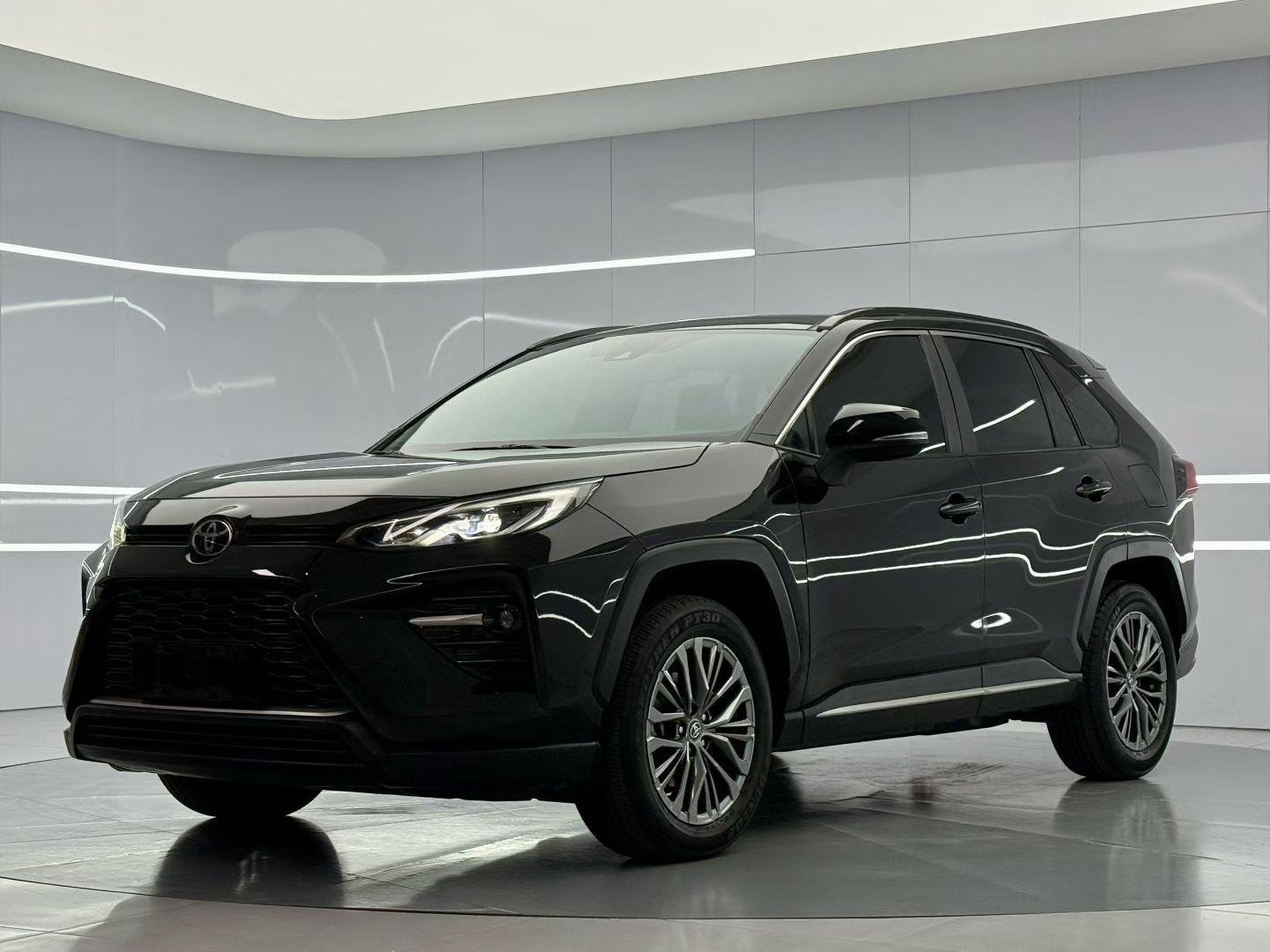 Main__Slider__Photo:undefined undefined 2024-0