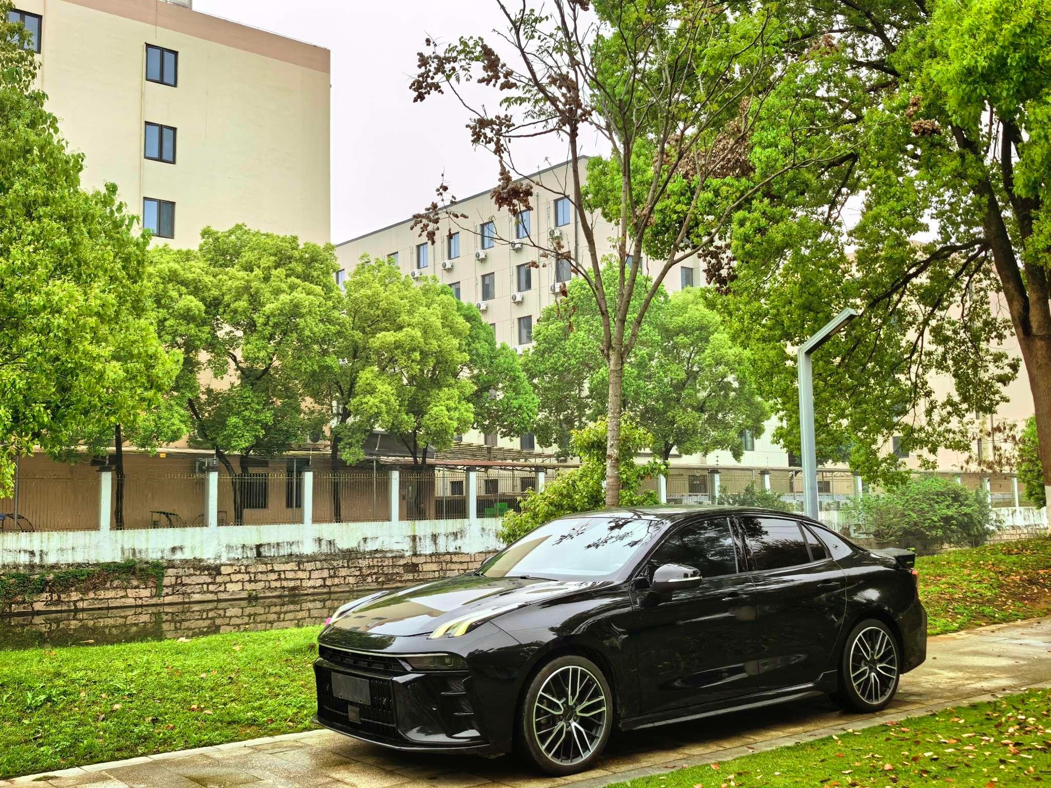 Main__Slider__Photo:undefined undefined 2023-0