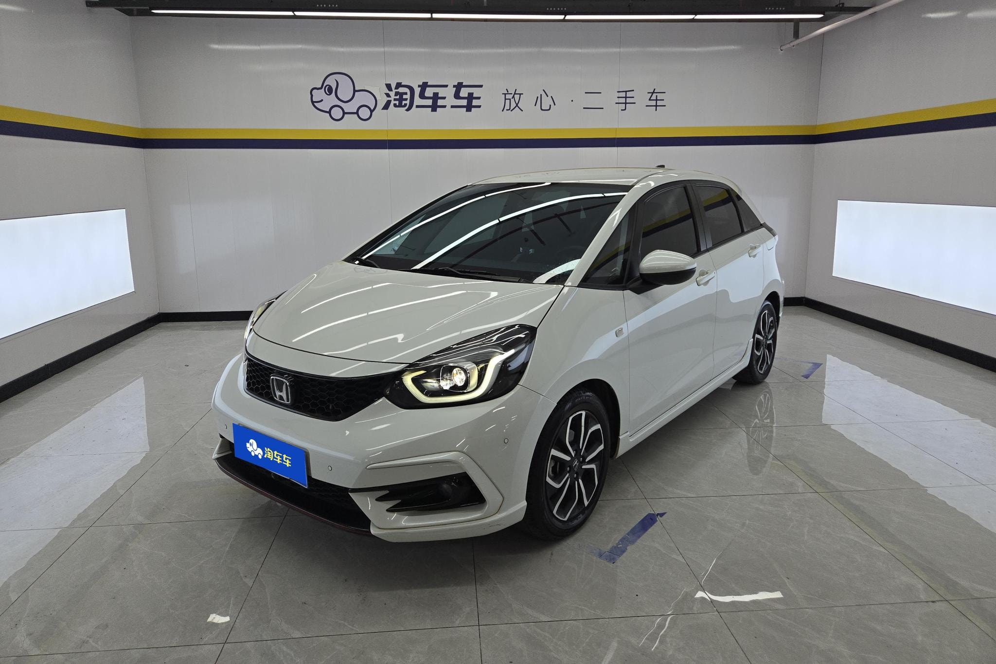 Main__Slider__Photo:undefined undefined 2020-0