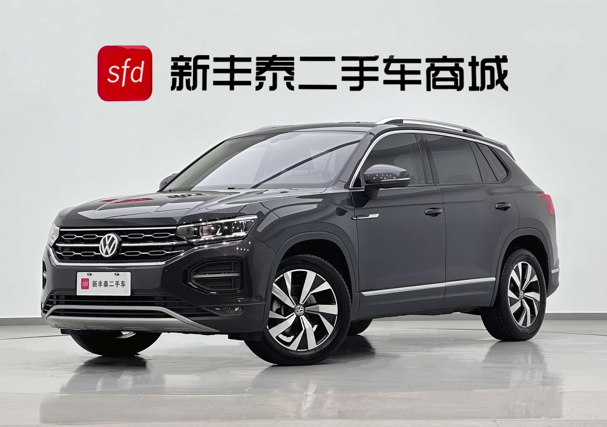 Main__Slider__Photo:undefined undefined 2021-0
