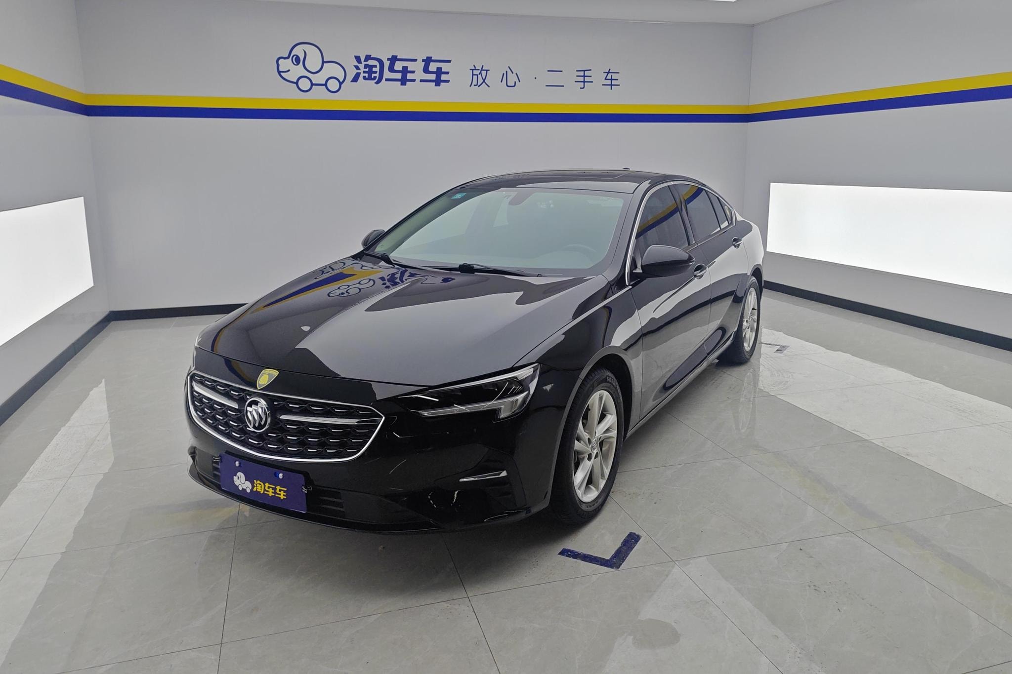 Main__Slider__Photo:undefined undefined 2023-0