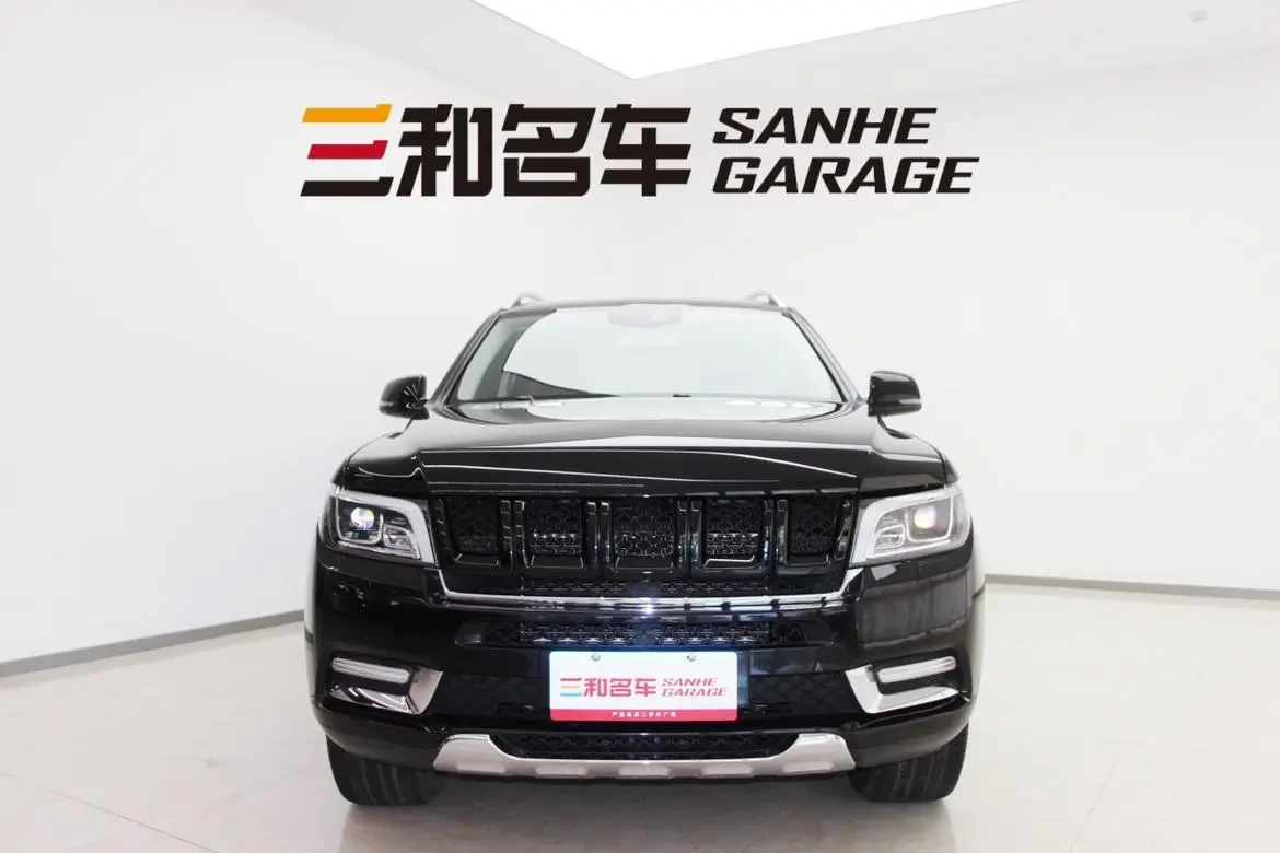 Main__Slider__Photo:undefined undefined 2020-1