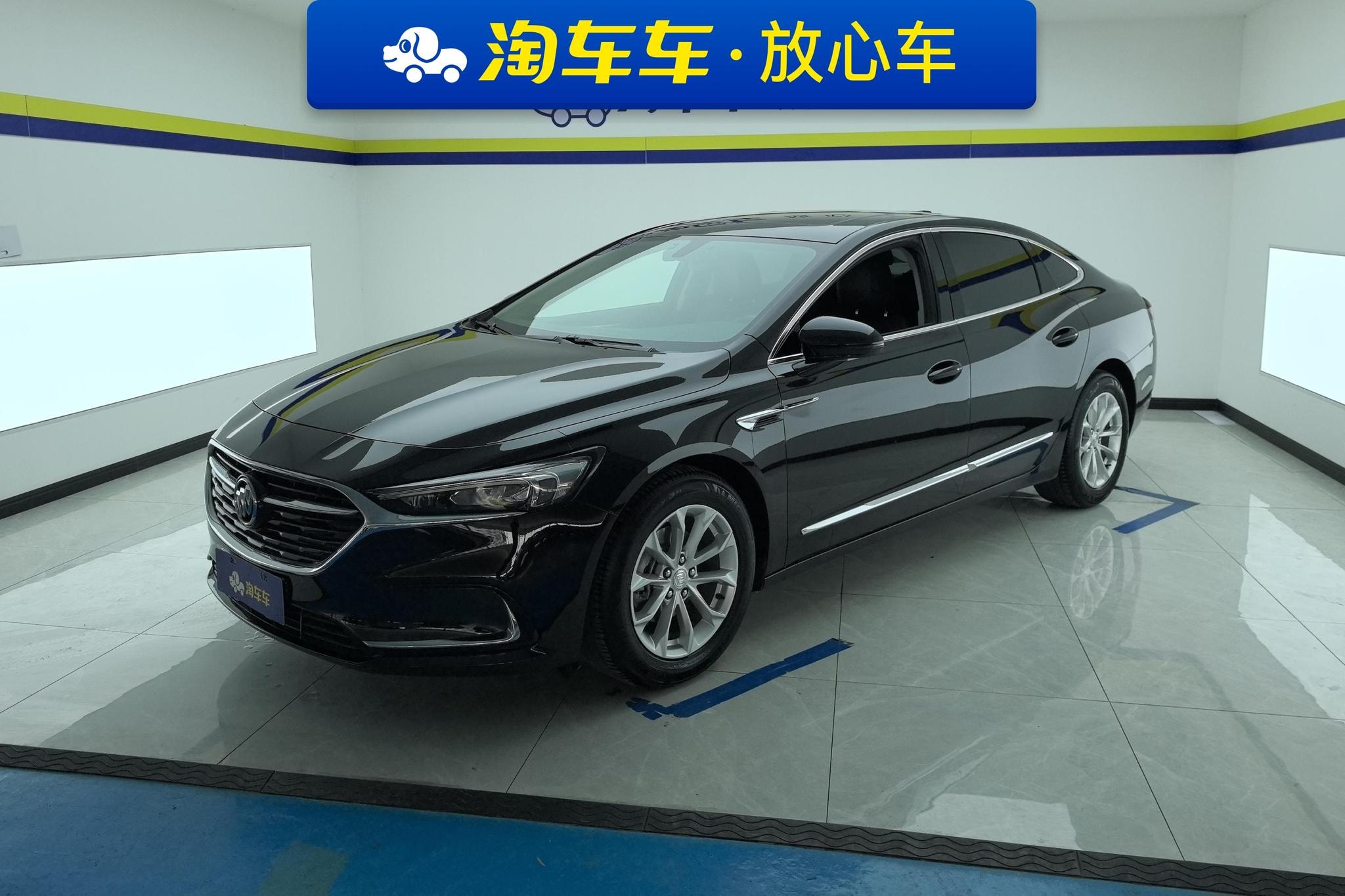 Main__Slider__Photo:undefined undefined 2022-0