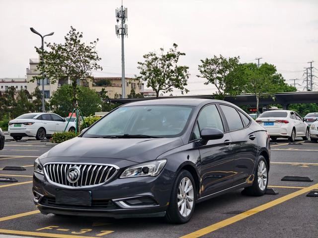 Main__Slider__Photo:undefined undefined 2015-0