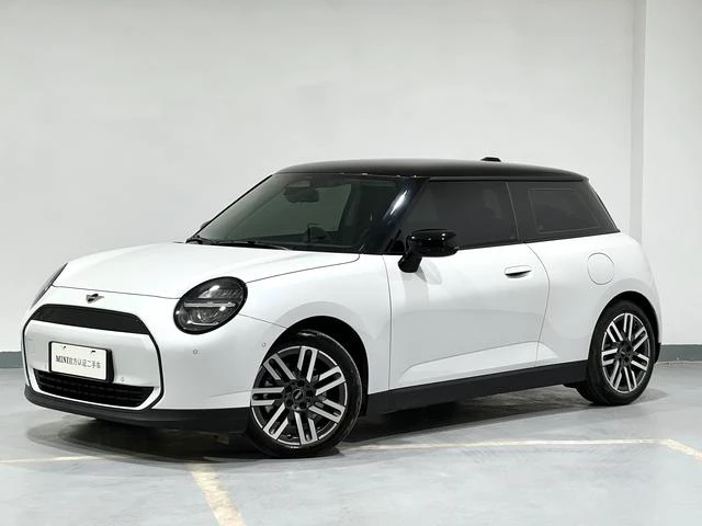 Main__Slider__Photo:undefined undefined 2024-0