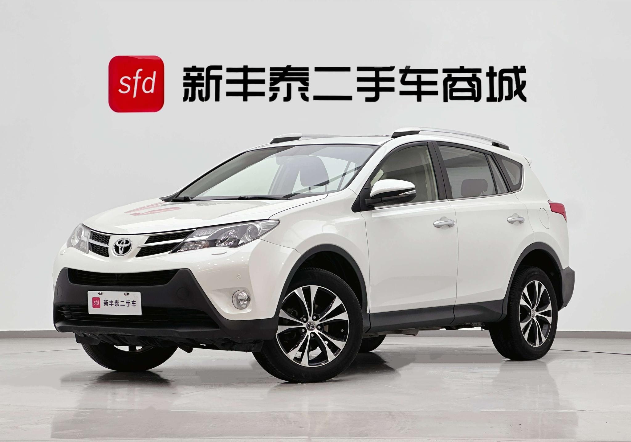 Main__Slider__Photo:undefined undefined 2015-0