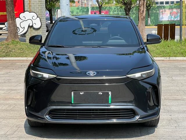 Main__Slider__Photo:undefined undefined 2022-1