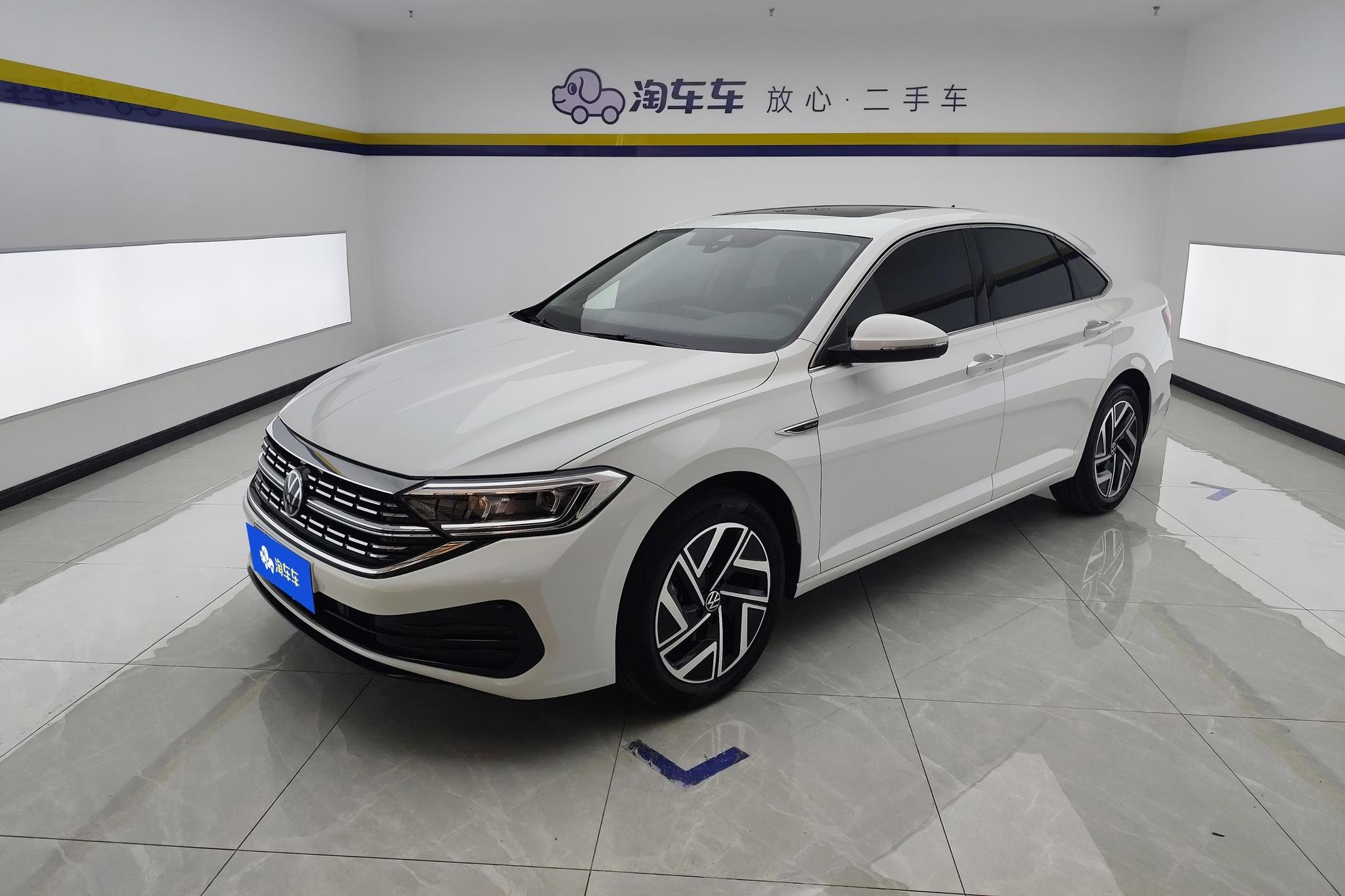 Main__Slider__Photo:undefined undefined 2024-0