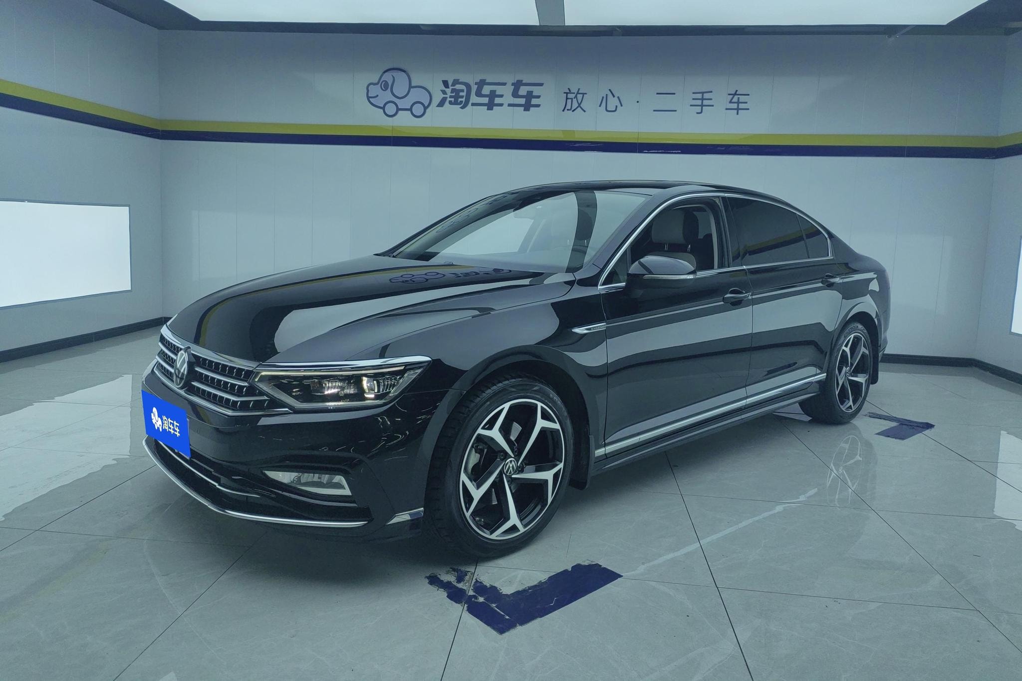 Main__Slider__Photo:undefined undefined 2023-0