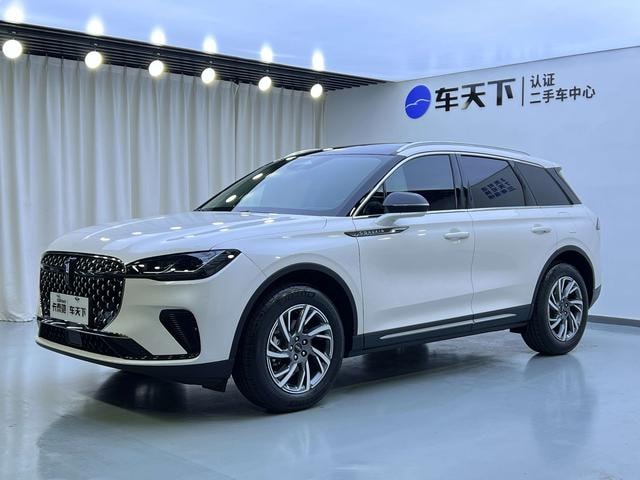 Main__Slider__Photo:undefined undefined 2023-0