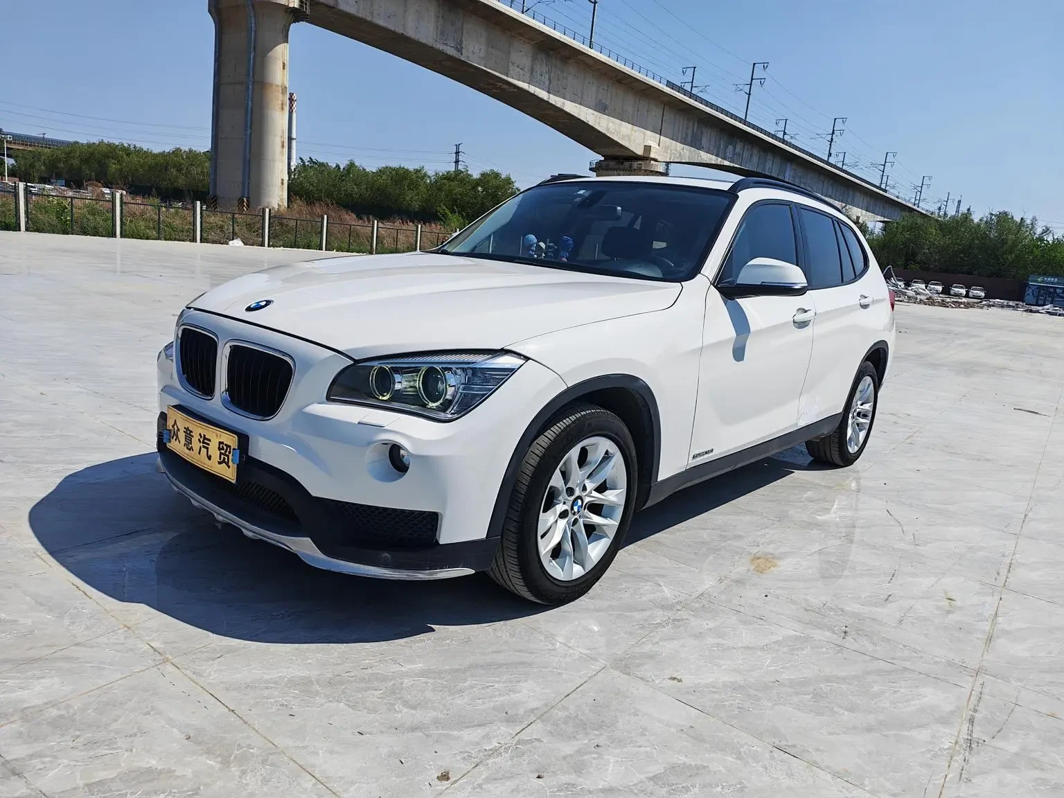 Main__Slider__Photo:undefined undefined 2014-0