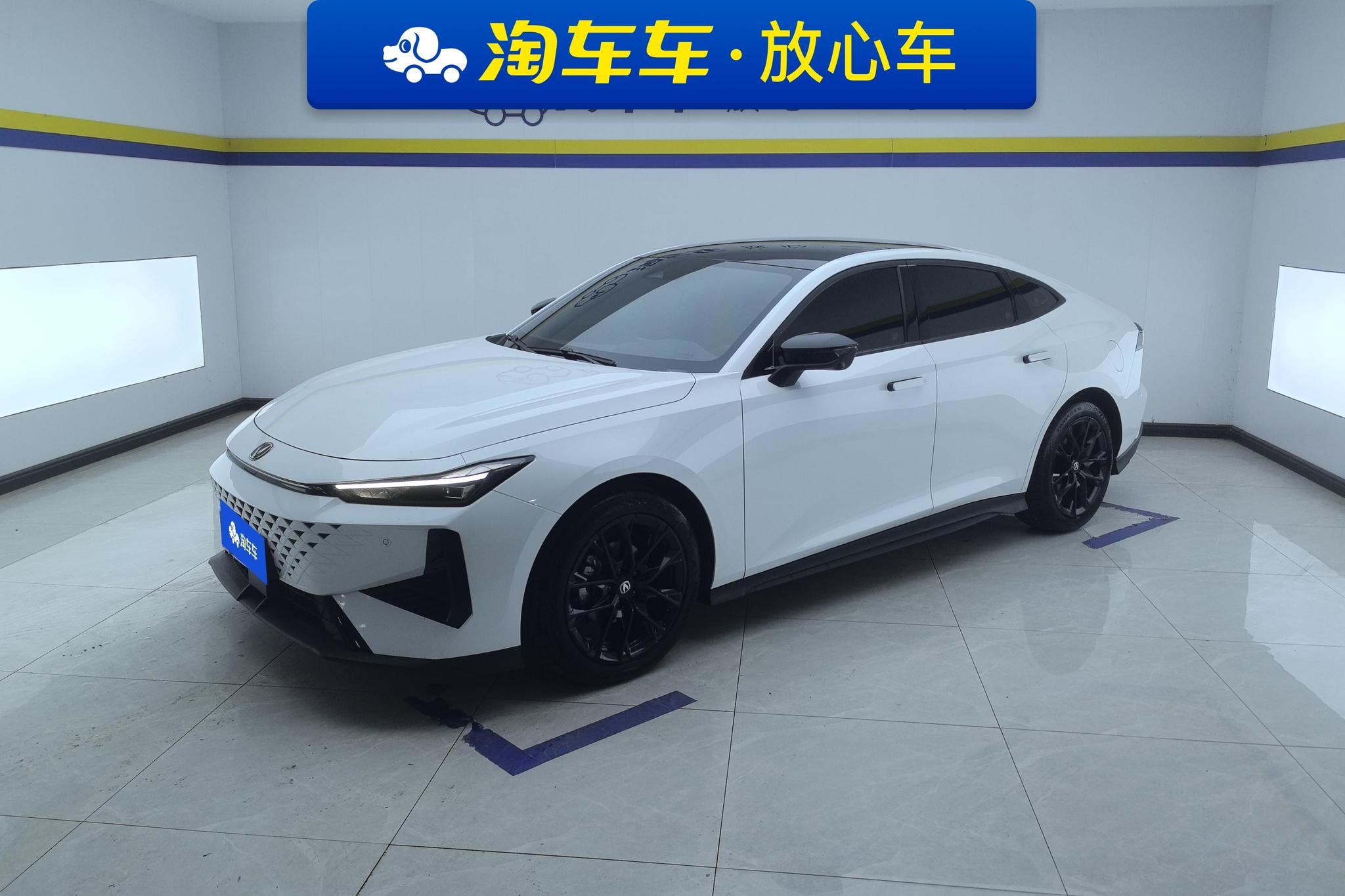 Main__Slider__Photo:undefined undefined 2024-0