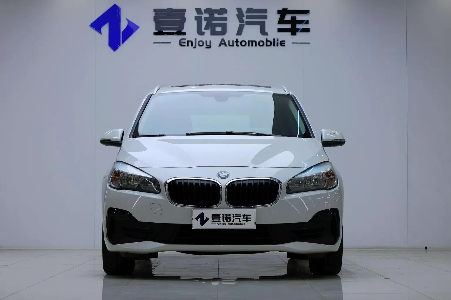 Main__Slider__Photo:undefined undefined 2019-1
