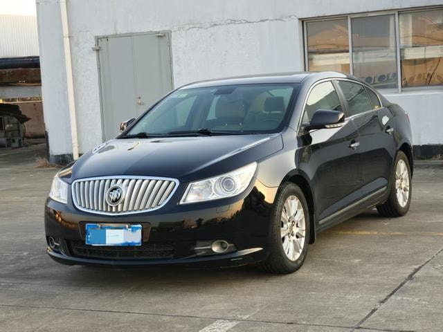 Main__Slider__Photo:undefined undefined 2011-0