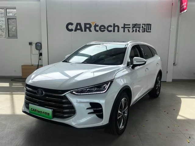 Main__Slider__Photo:undefined undefined 2019-0