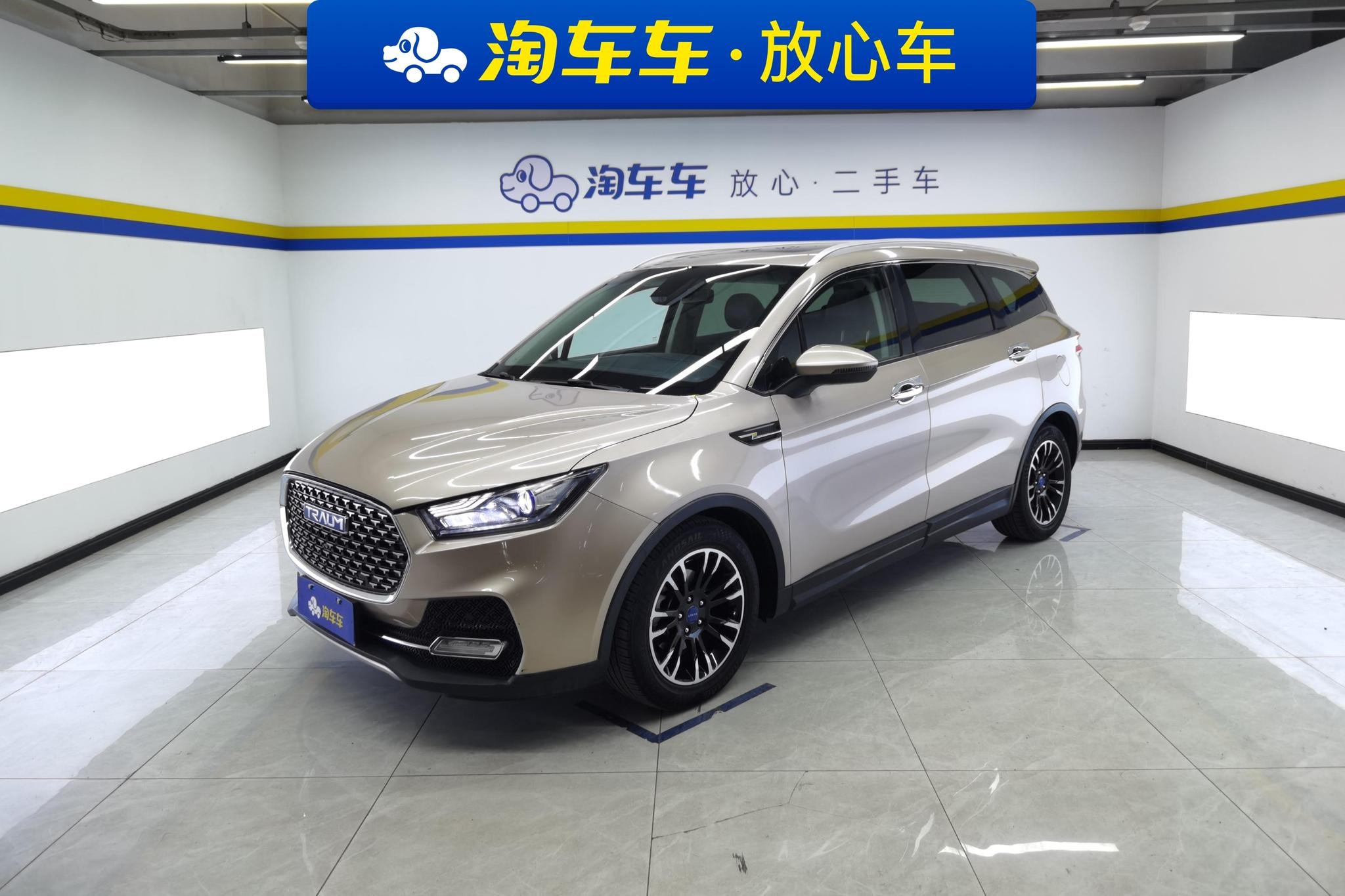 Main__Slider__Photo:undefined undefined 2018-0