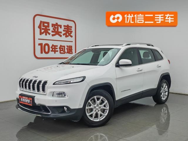 Main__Slider__Photo:undefined undefined 2016-0