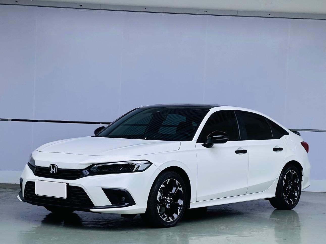 Main__Slider__Photo:undefined undefined 2022-0