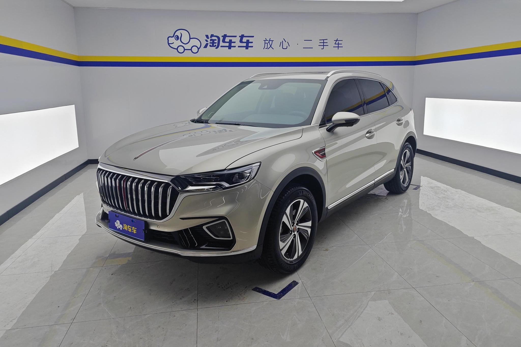 Main__Slider__Photo:undefined undefined 2019-0