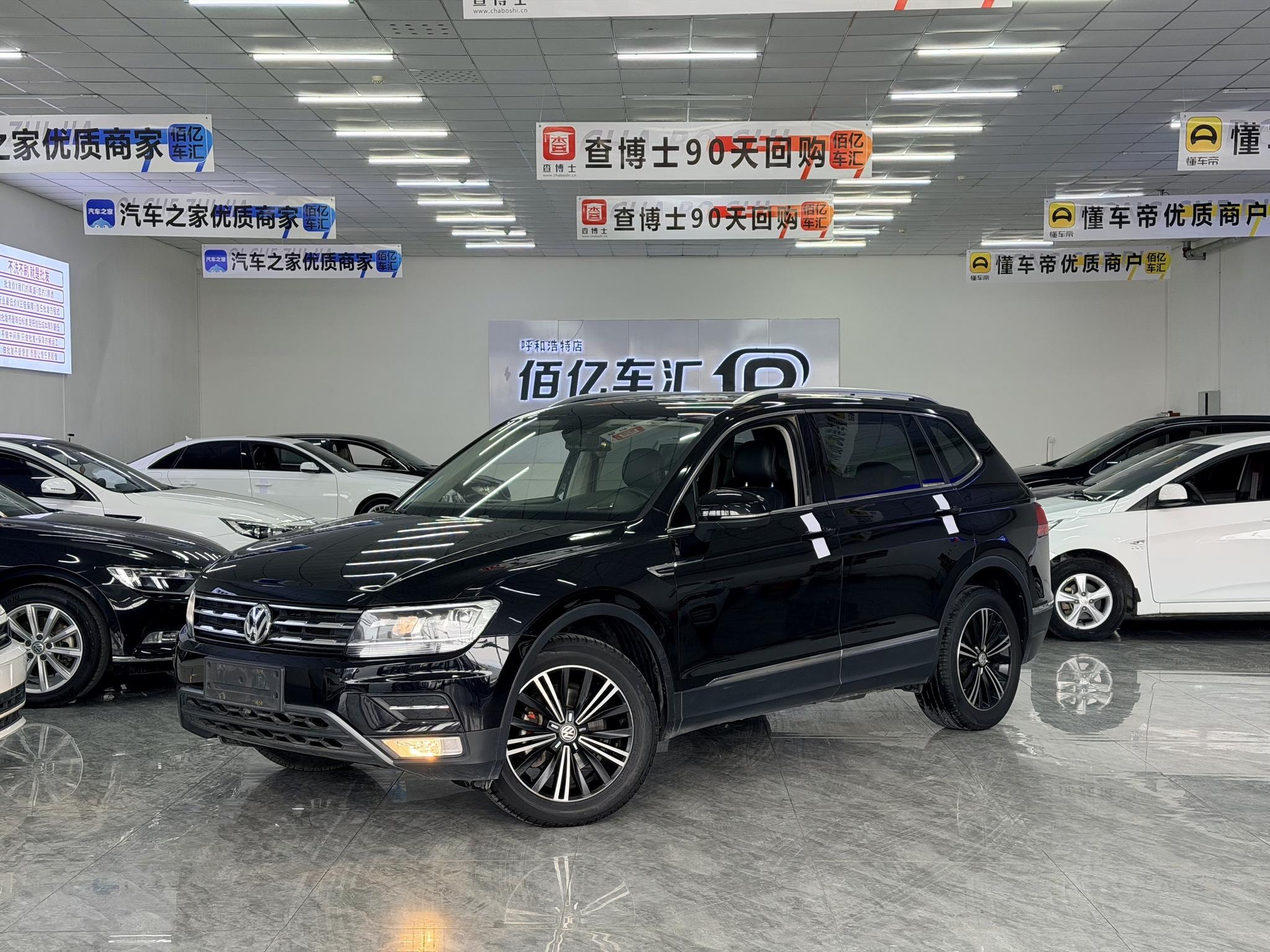 Main__Slider__Photo:undefined undefined 2019-0