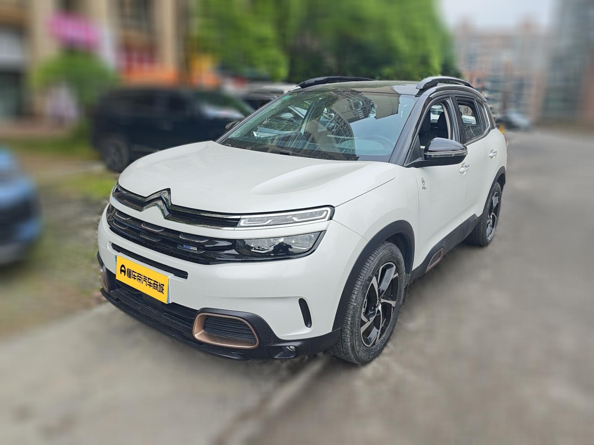 Main__Slider__Photo:undefined undefined 2019-0