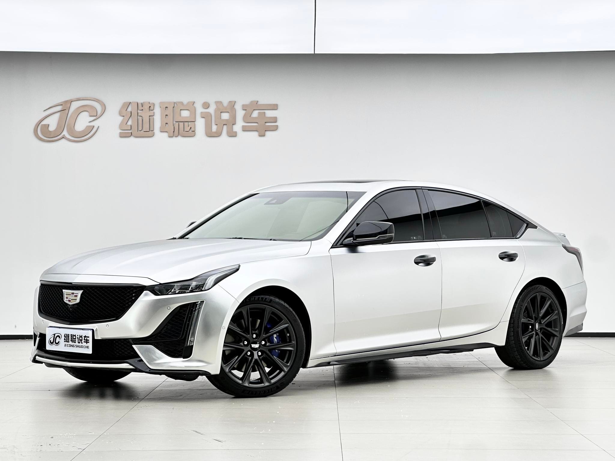 Main__Slider__Photo:undefined undefined 2020-0