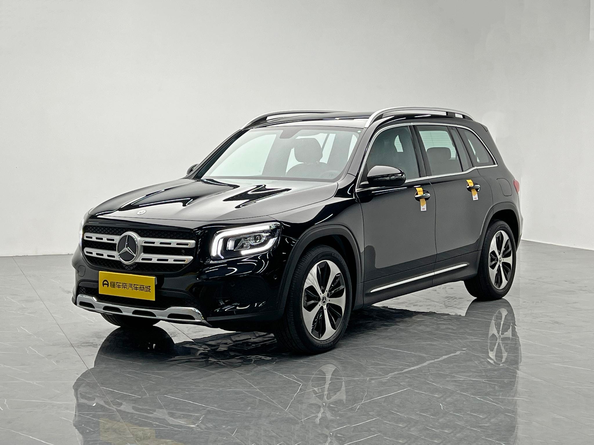 Main__Slider__Photo:undefined undefined 2023-0