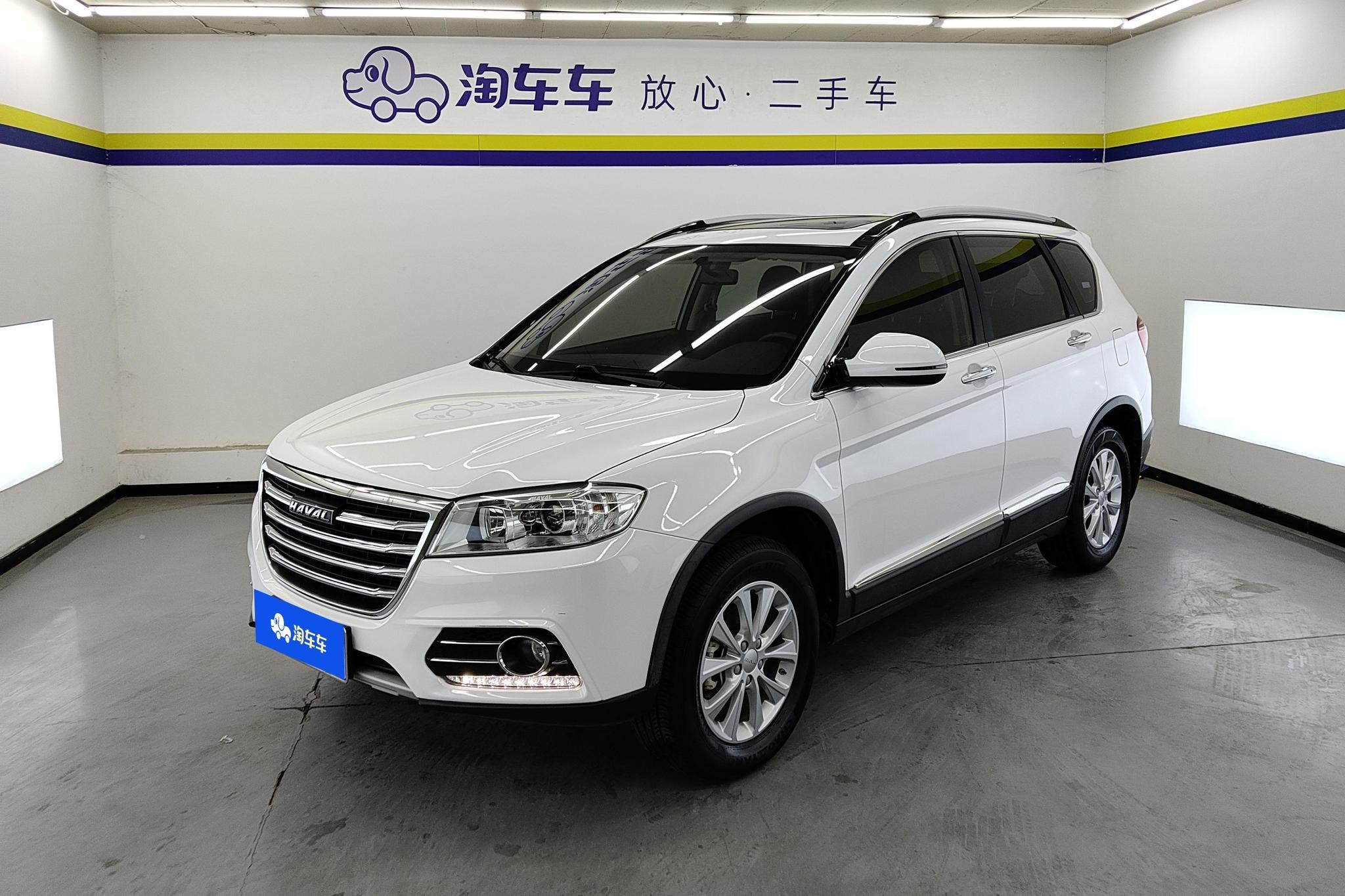 Main__Slider__Photo:undefined undefined 2019-0