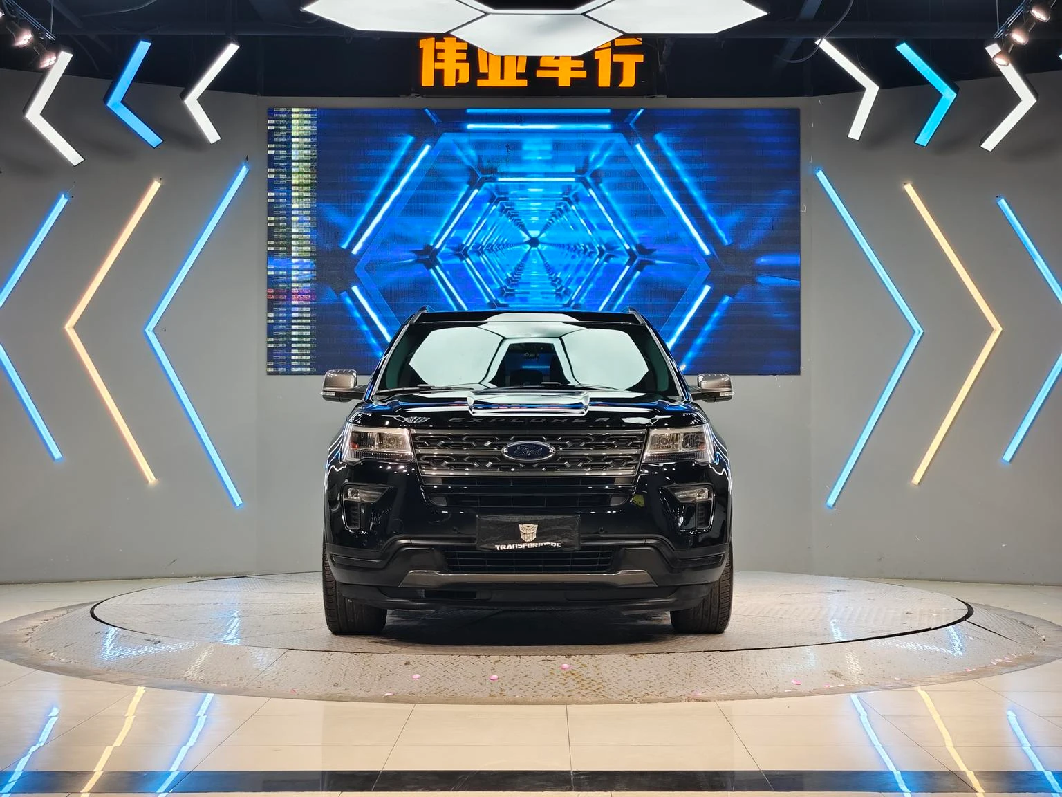 Main__Slider__Photo:undefined undefined 2018-1