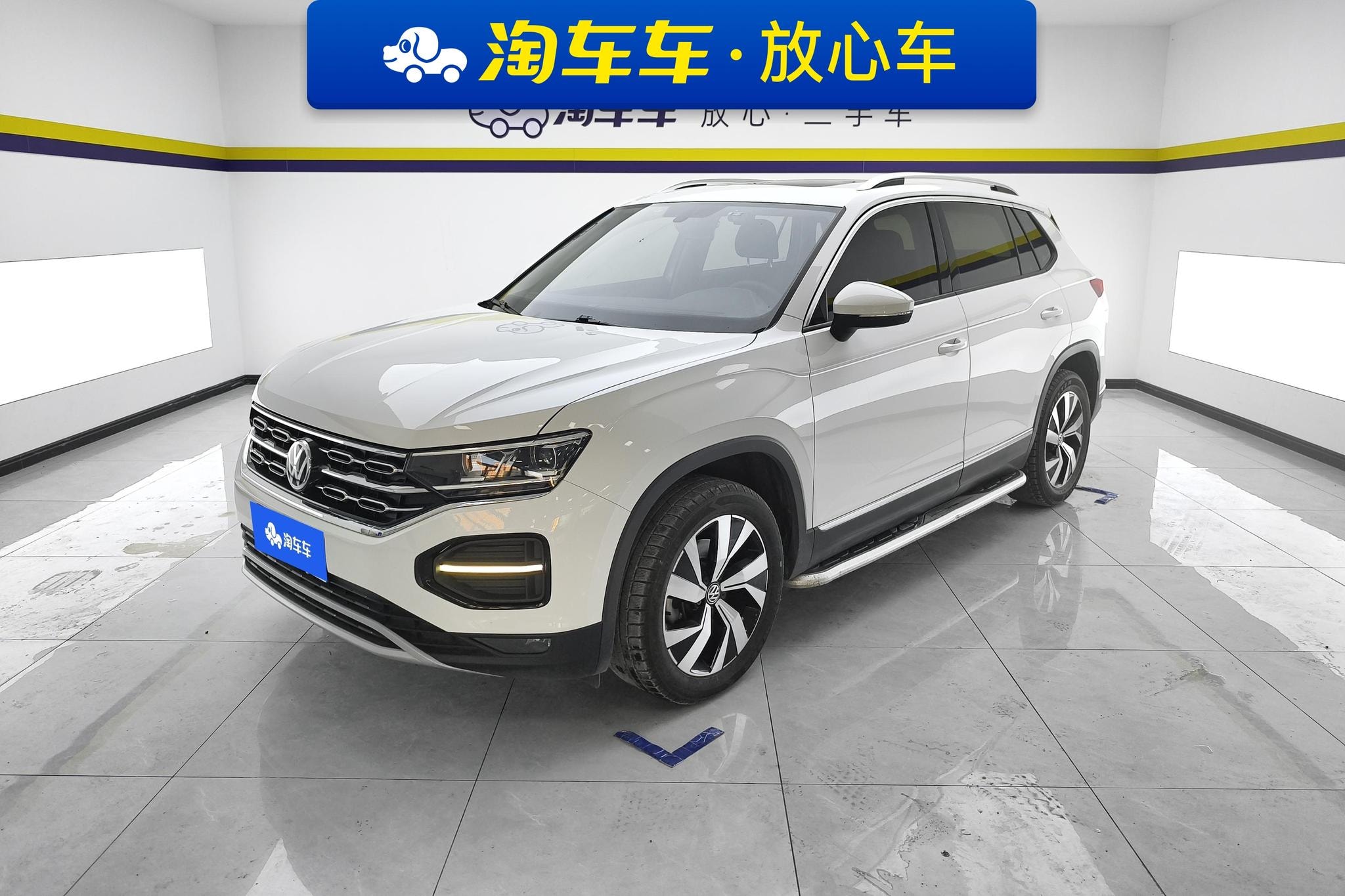 Main__Slider__Photo:undefined undefined 2019-0