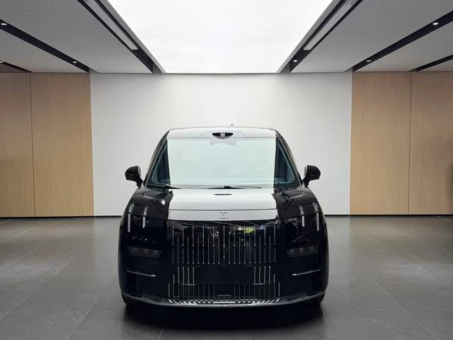 Main__Slider__Photo:undefined undefined 2024-1