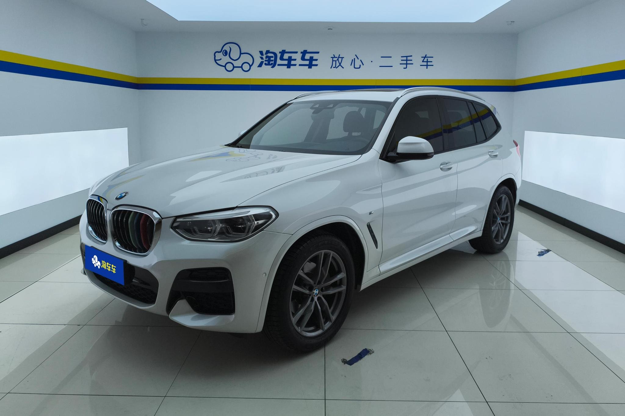 Main__Slider__Photo:undefined undefined 2019-0