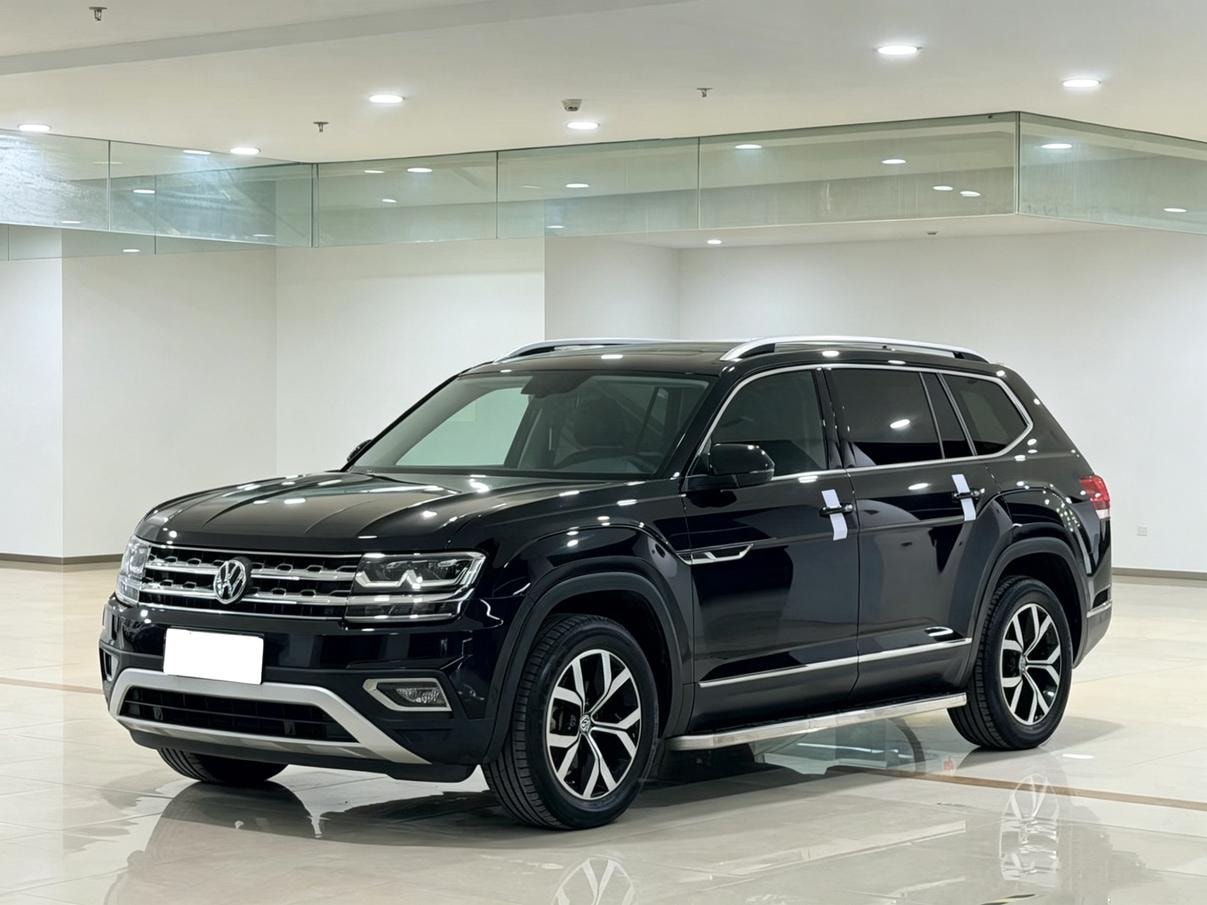 Main__Slider__Photo:undefined undefined 2019-0