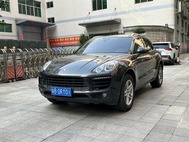 Main__Slider__Photo:undefined undefined 2016-0