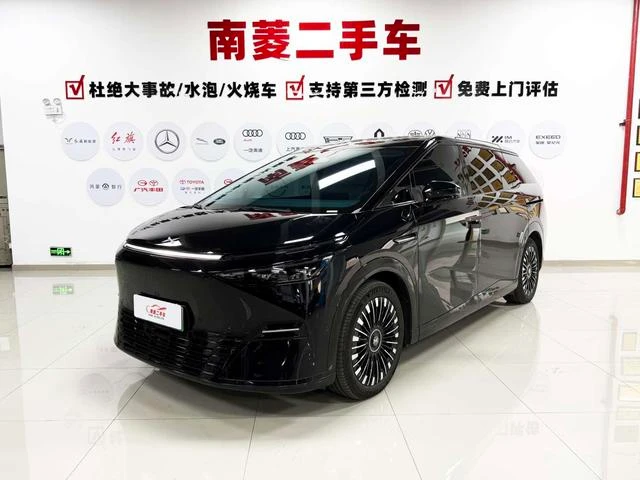 Main__Slider__Photo:undefined undefined 2025-0