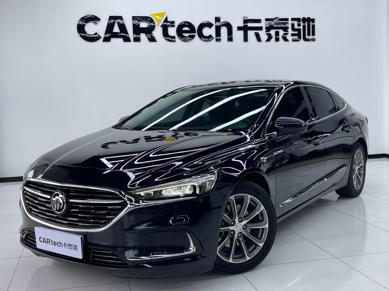 Main__Slider__Photo:undefined undefined 2021-0
