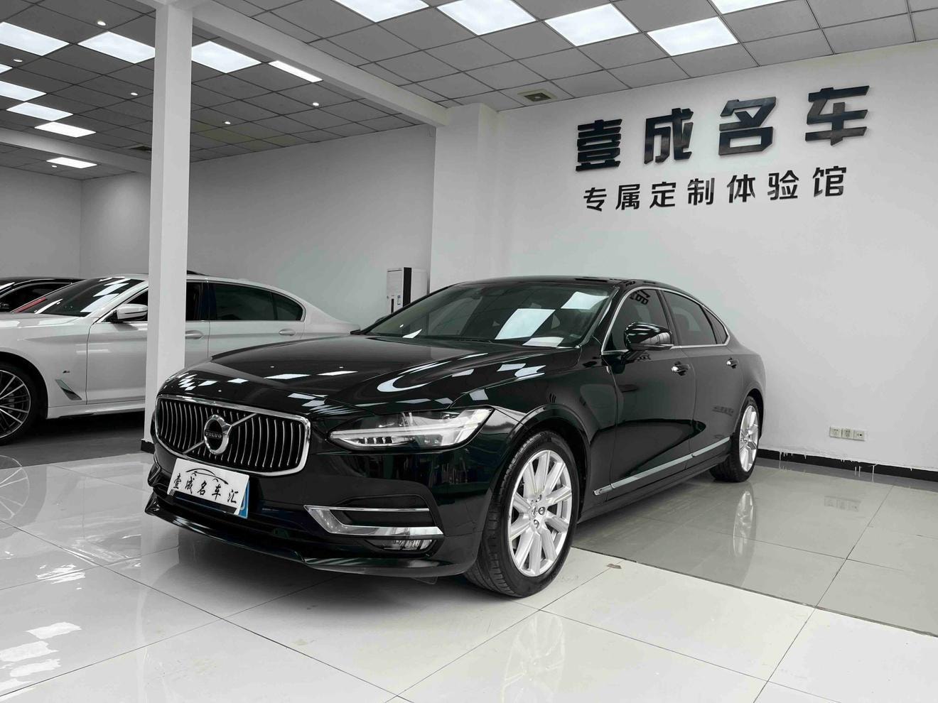 Main__Slider__Photo:undefined undefined 2020-0