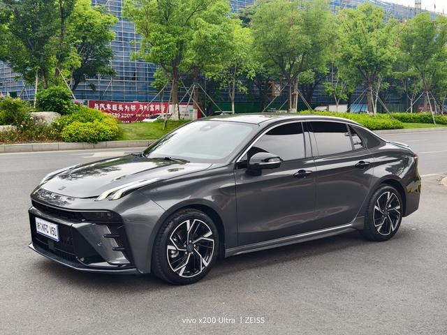 Main__Slider__Photo:undefined undefined 2023-0