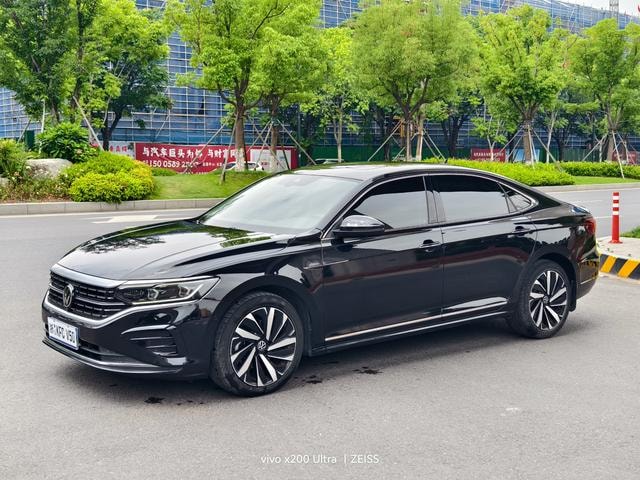 Main__Slider__Photo:undefined undefined 2023-0