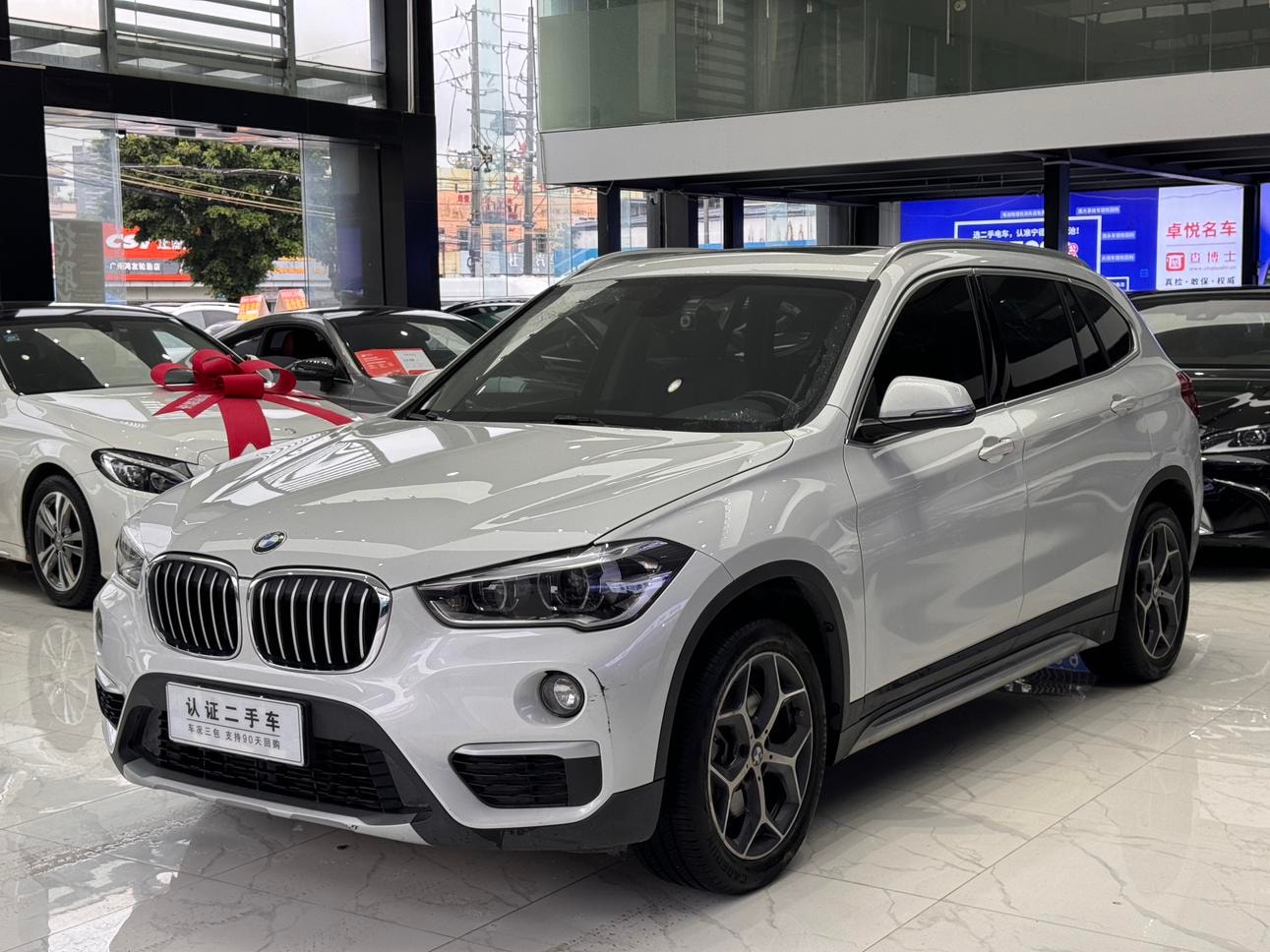 Main__Slider__Photo:undefined undefined 2019-0