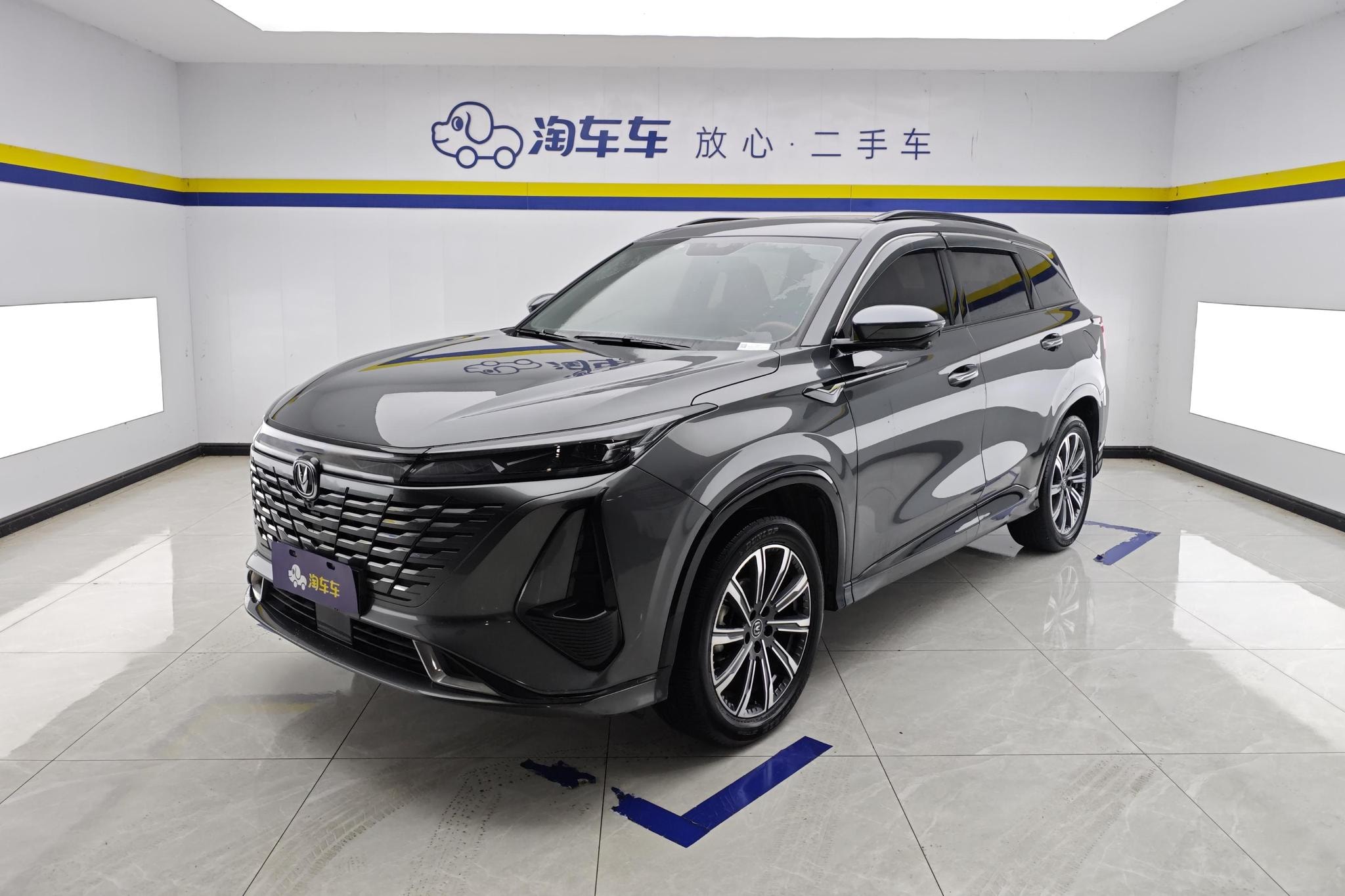 Main__Slider__Photo:undefined undefined 2023-0