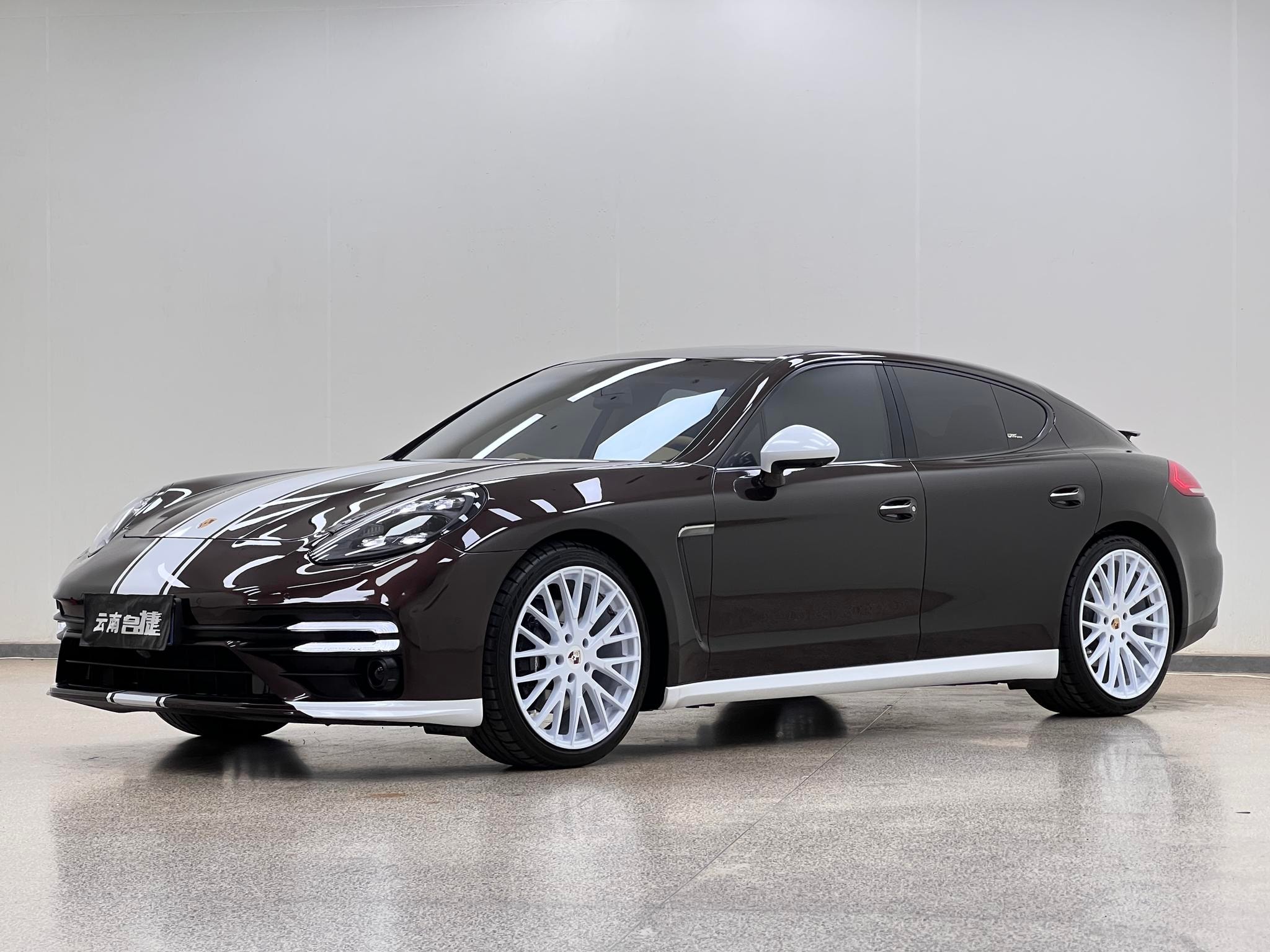 Main__Slider__Photo:undefined undefined 2014-0