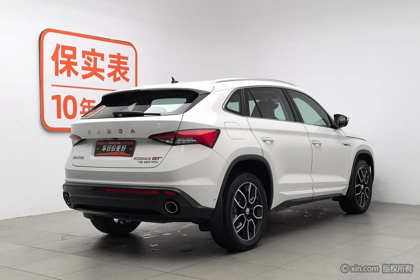 Main__Slider__Photo:undefined undefined 2019-1
