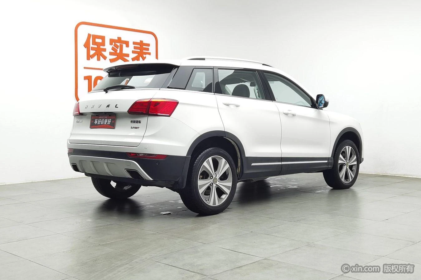 Main__Slider__Photo:undefined undefined 2015-1