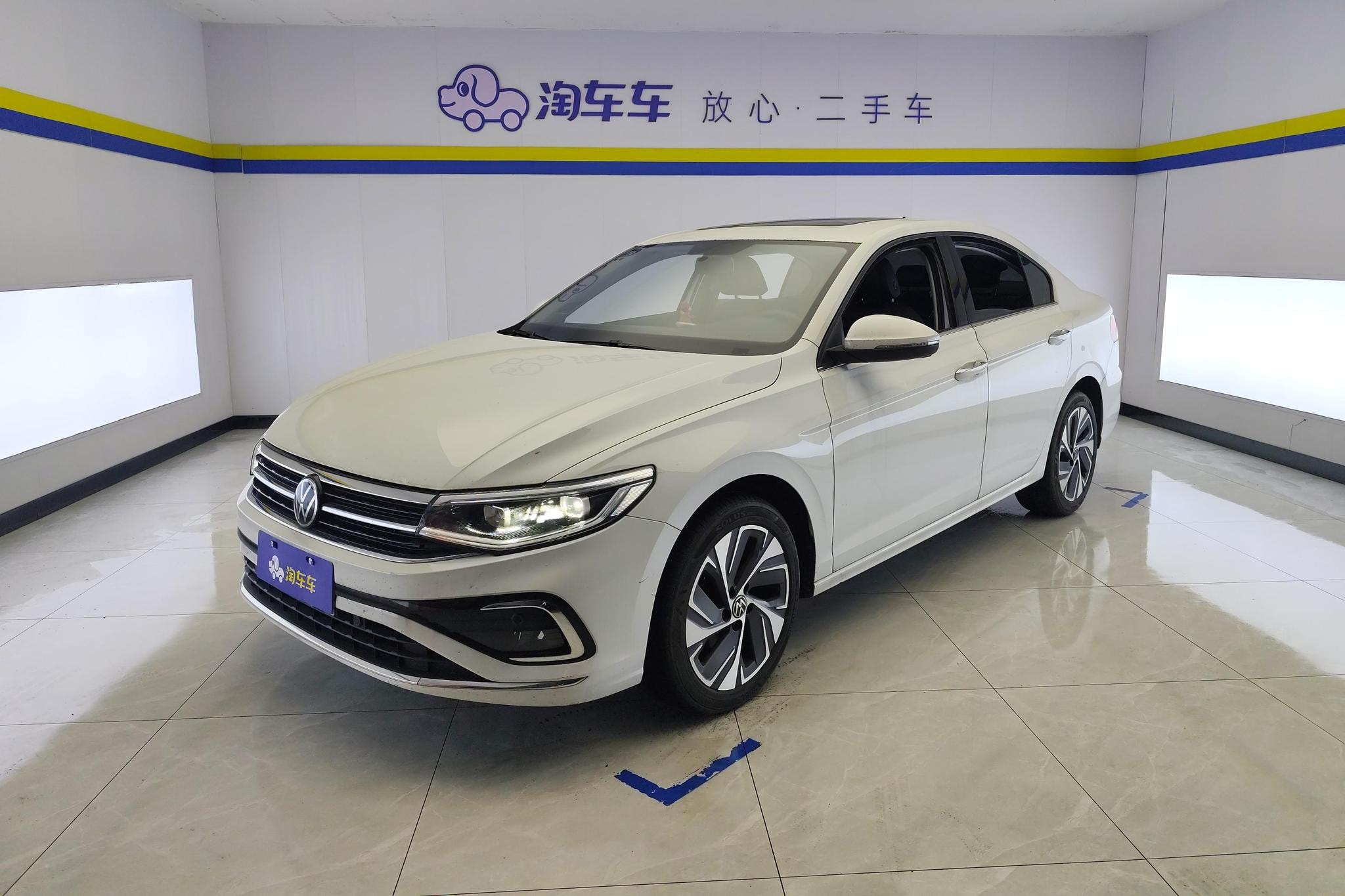 Main__Slider__Photo:undefined undefined 2023-0