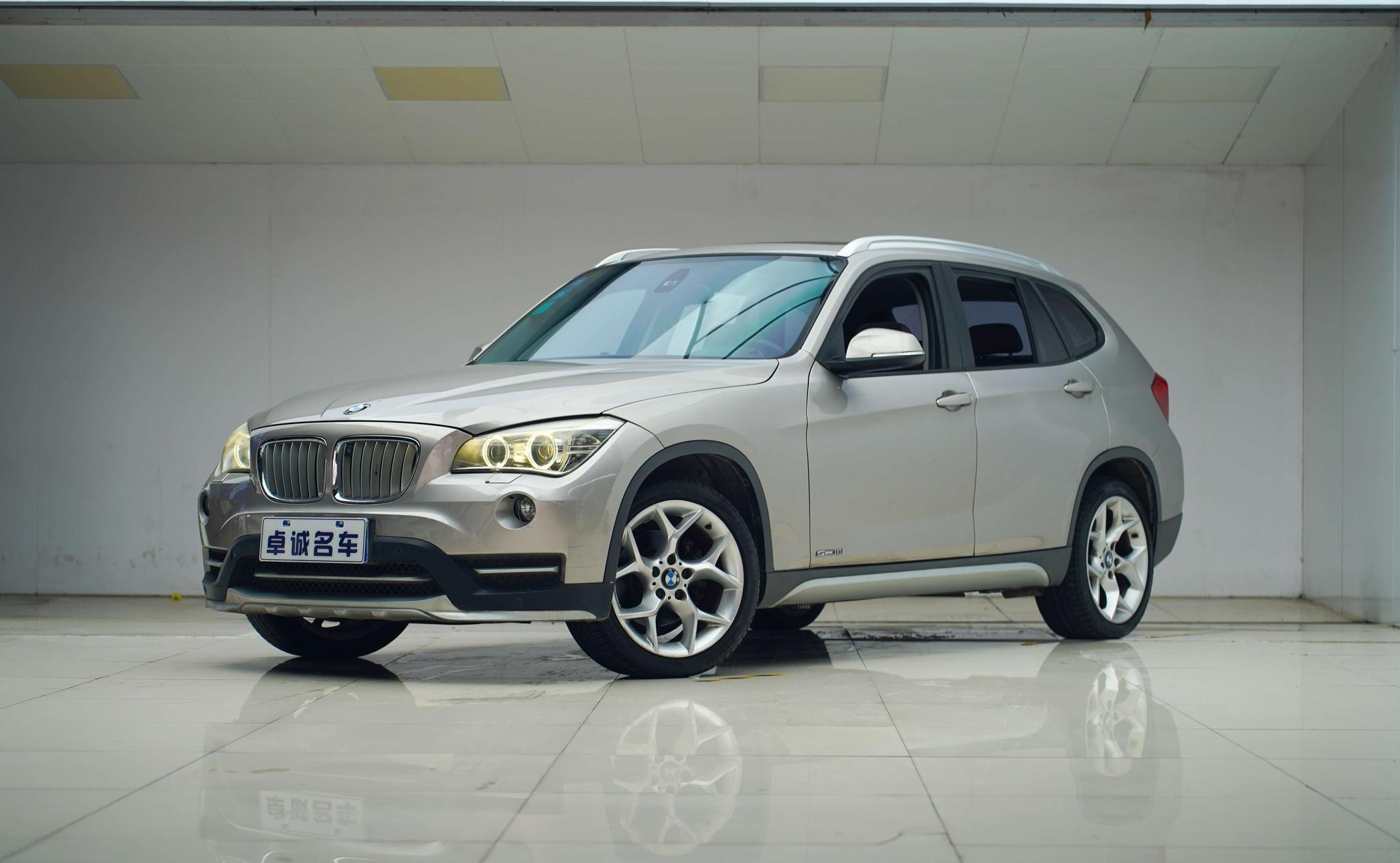 Main__Slider__Photo:undefined undefined 2015-0