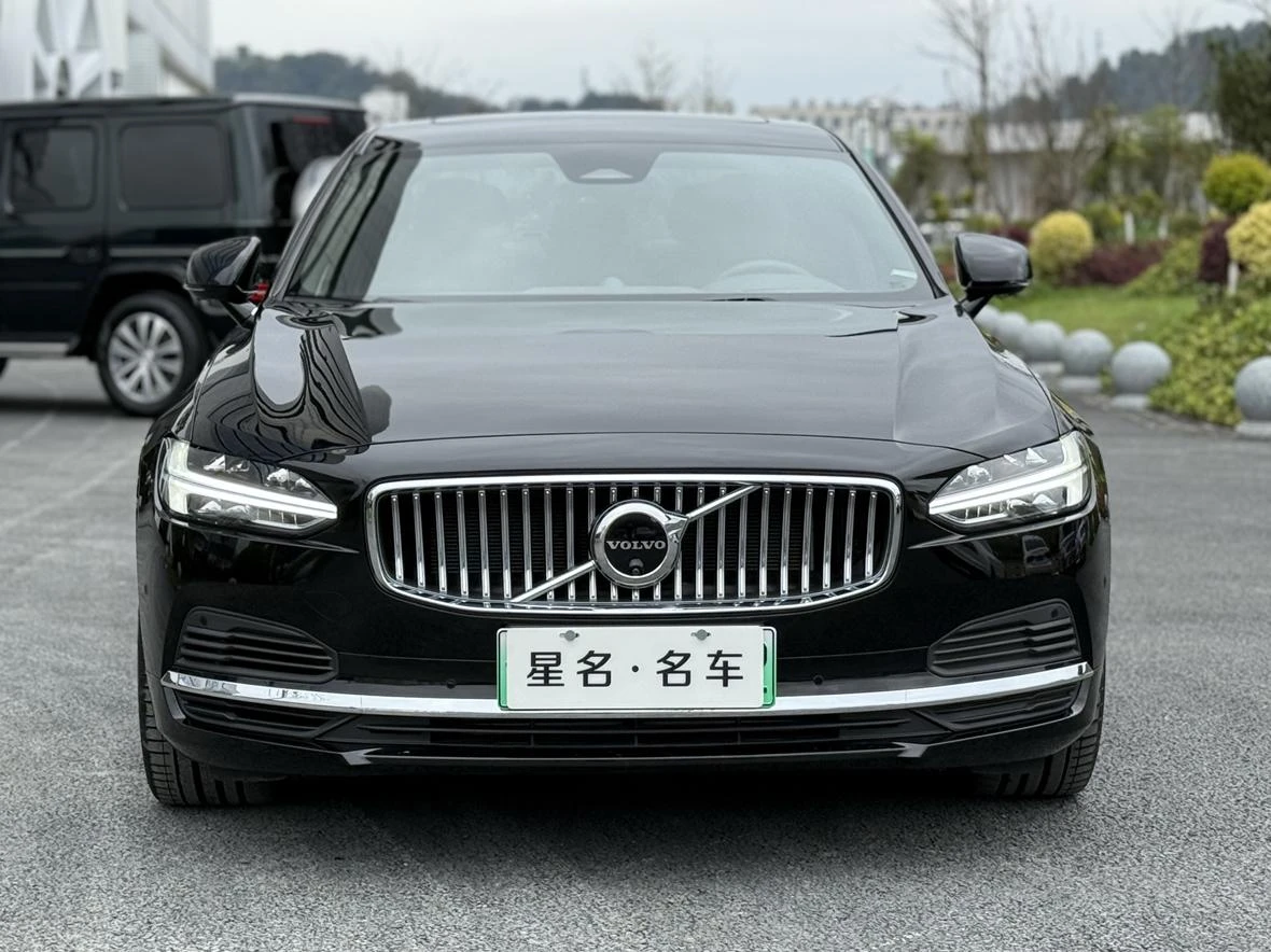 Main__Slider__Photo:undefined undefined 2024-1