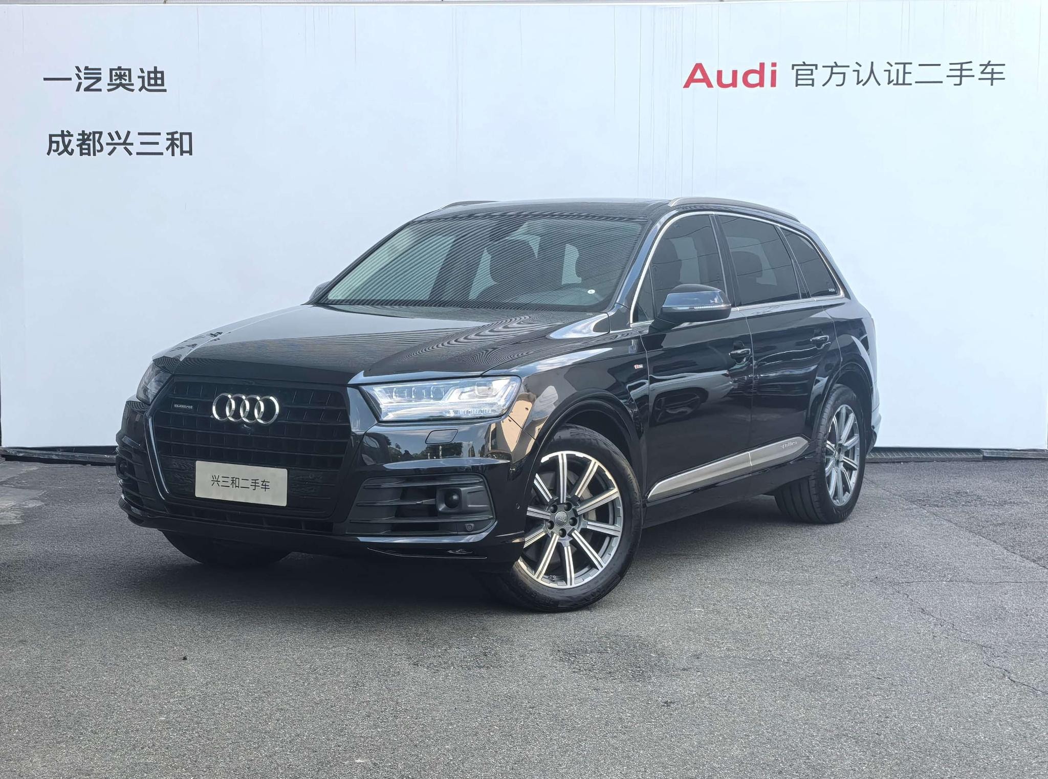 Main__Slider__Photo:undefined undefined 2018-0