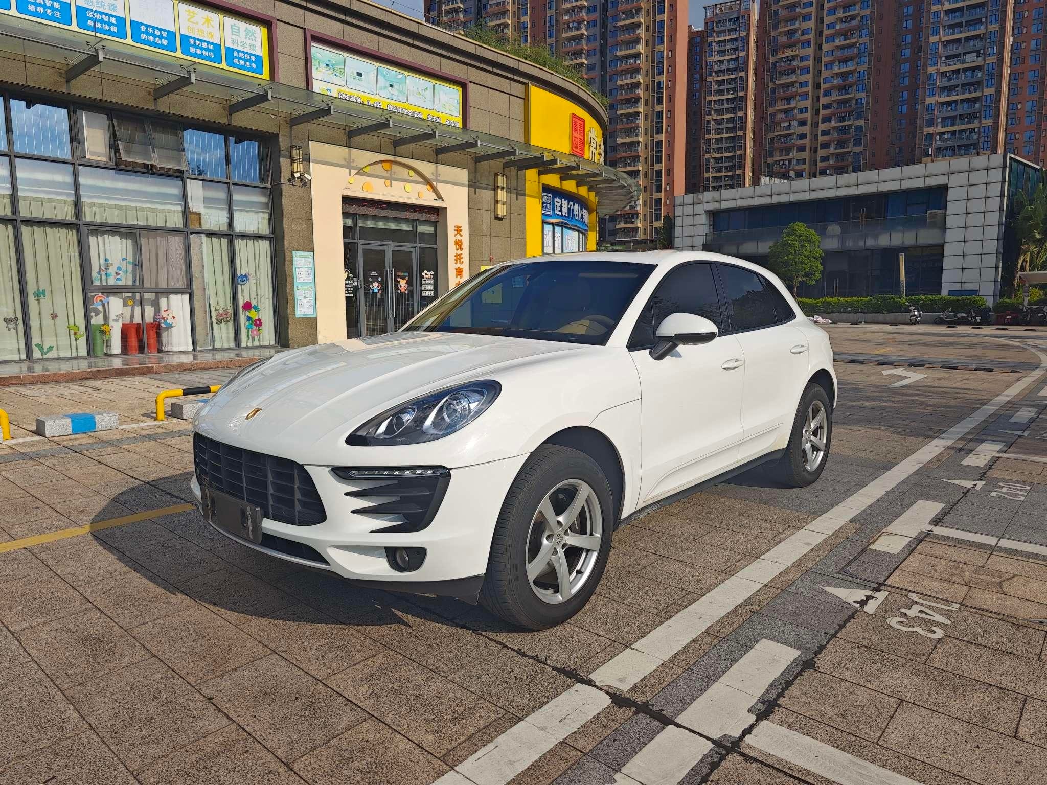 Main__Slider__Photo:undefined undefined 2014-0