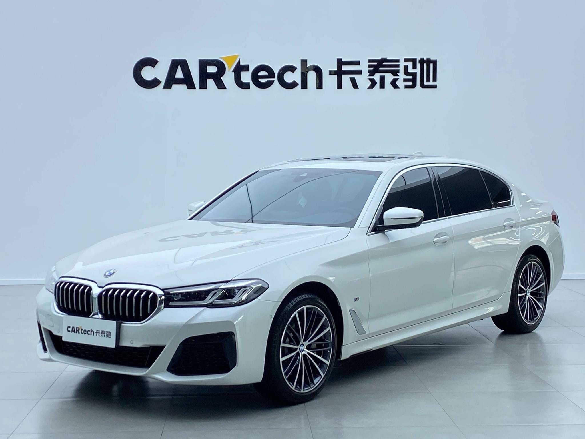 Main__Slider__Photo:undefined undefined 2023-0